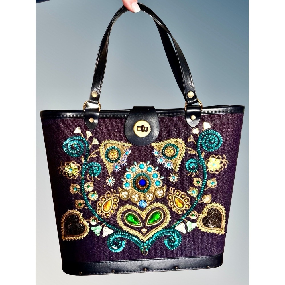 Vintage Plum Shoulder Bag Woven Designed w/ Beads And Jewels Rare Wood Bottom